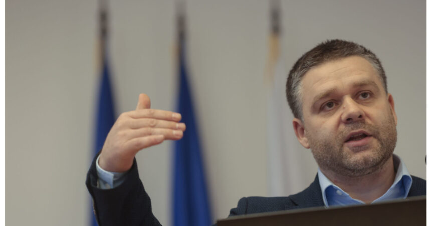 exclusiv ciprian ciucu asteptam ca psd sa isi asume guvernarea dupa aceea pot avea loc doua tipuri de dialog cu pnl 6a00ee12bf90b