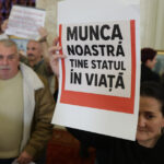 functionarii din parlament ameninta cu greva generala din cauza noii legi a salarizarii nu solicitam privilegii 6a182700dfd2a
