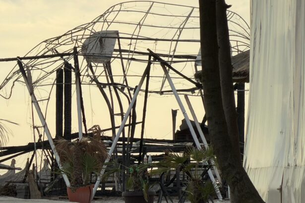galerie foto video dezastru in mamaia imaginile de dupa incendiul care a mistuit clubul argo 6a0d5603b66c7