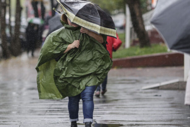 harta avertizare de furtuni cu tunete si grindina in aproape toata tara cand se strica vremea 6a1c0d6fd51a2
