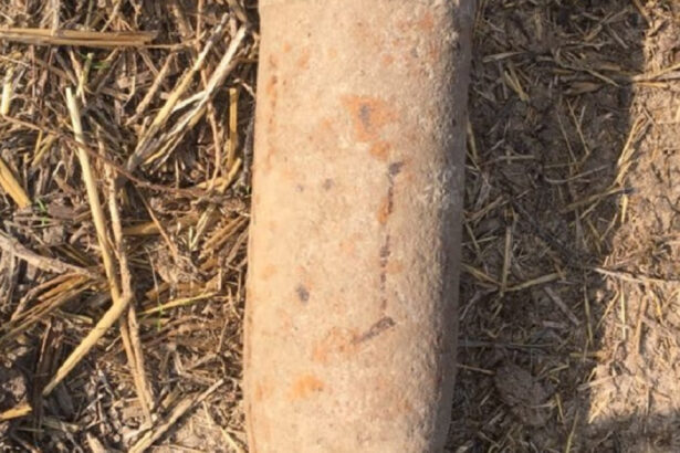 mapn anunta ca un proiectil cu 2 kilograme de explozibil a fost descoperit in curtea unei case nelocuite din tulcea 6a089b5257228