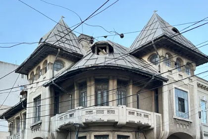medicul dermatolog andrei dimancea a reusit sa vanda o vila interbelica din centrul constantei iata cine este noul proprietar 6a06f38f143e3