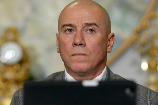 news alert ministrul culturii demeter andras istvan a demisionat dupa ce au aparut inregistrari cu el injurand interesul national al romaniei 6a14754e53c55