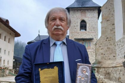 nicolae baciut voce importanta a culturii romane laureat al premiului national pentru literatura grigore ureche 6a01af791fa66