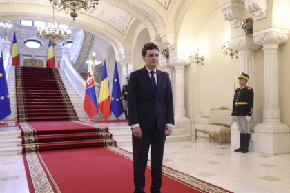 nicusor dan nu e vorba de o alegere intre ue si sua cu cat europa este mai puternica cu atat nato este mai puternica 6a02ddfc1ef03