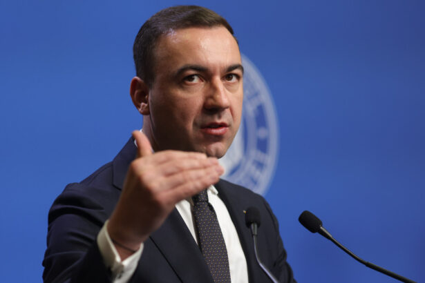 nu poti muta responsabilitatea in curtea unei primarii raspunsul lui bogdan ivan la povestea electrocentrale craiova 6a0374f1323dc