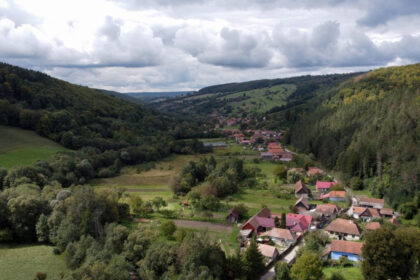 primariile fara bani nu si recupereaza nici datoriile cazul comunelor mici care colecteaza sub 20 din taxe 69fed7b07a0bd