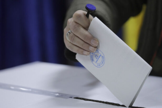 sondaj curs aur ar obtine 32 la parlamentare psd 24 pnl 20 usr 10 calin georgescu are 32 incredere multa si foarte multa 6a0617f50f6fe