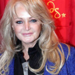 staff ul cantaretei bonnie tyler mesaj catre fani pe pagina ei oficiala 69ff44afbc561