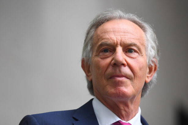 tony blair ataca dur guvernul lui keir starmer si avertizeaza ca partidul laburist se joaca cu focul 6a16f9e29b00c