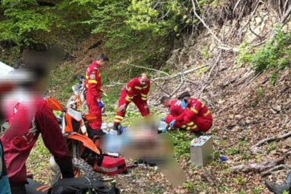 tragedie in bistrita nasaud un tanar de 19 ani a murit dupa ce a cazut cu motocicleta intr o prapastie 6a08a2677ac60