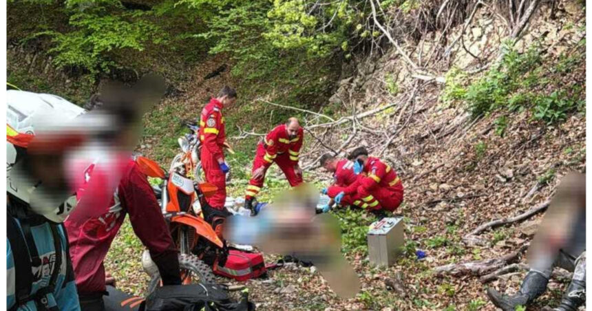 tragedie in bistrita nasaud un tanar de 19 ani a murit dupa ce a cazut cu motocicleta intr o prapastie 6a08a2677ac60