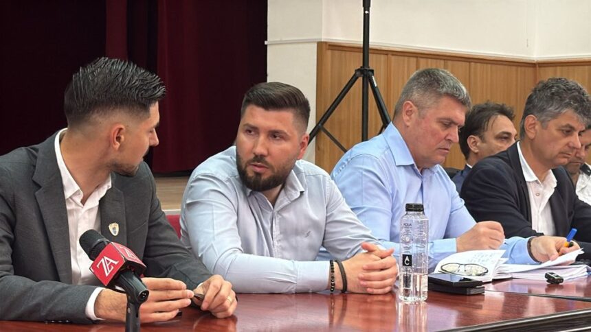 update sedinta s a anulat consilierii locali din cernavoda vor sa il schimbe din functie pe viceprimarul catalin apostol 6a01e9219bc10