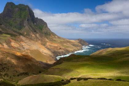 vanatoare de comori pe insula robinson crusoe in chile miza un tezaur estimat la 40 de miliarde de dolari 6a00e3853a8a3