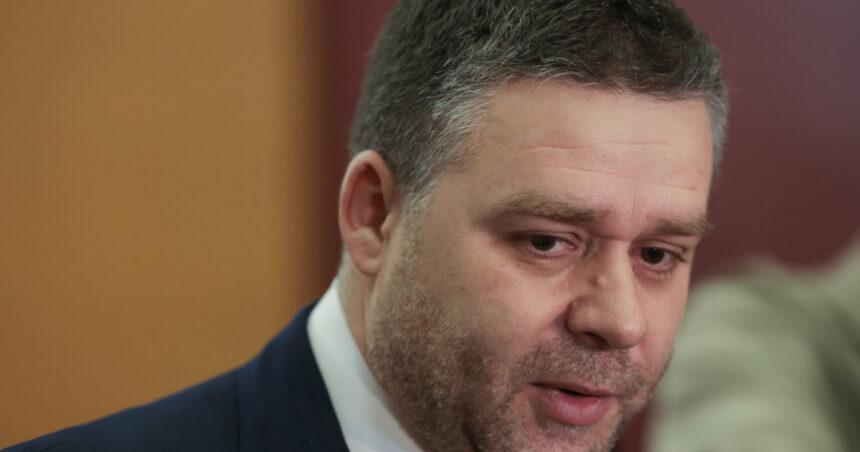 video ciprian ciucu spune ca viitorul premier trebuie sa se bucure de increderea romanilor poate sa fie ilie bolojan eu cred ca da 69fd7ba5303ab