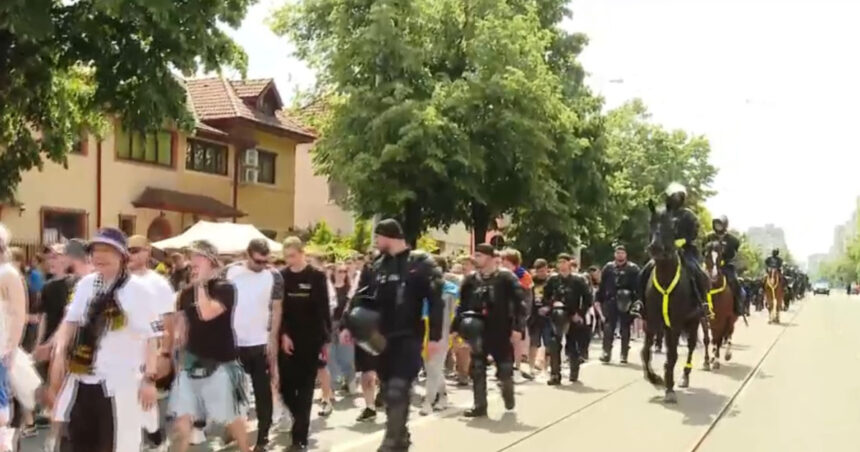 video concert cu risc in bucuresti mii de fani ai artistului max korzh sunt pe strazi politia este in alerta 6a11b62eb6bb3