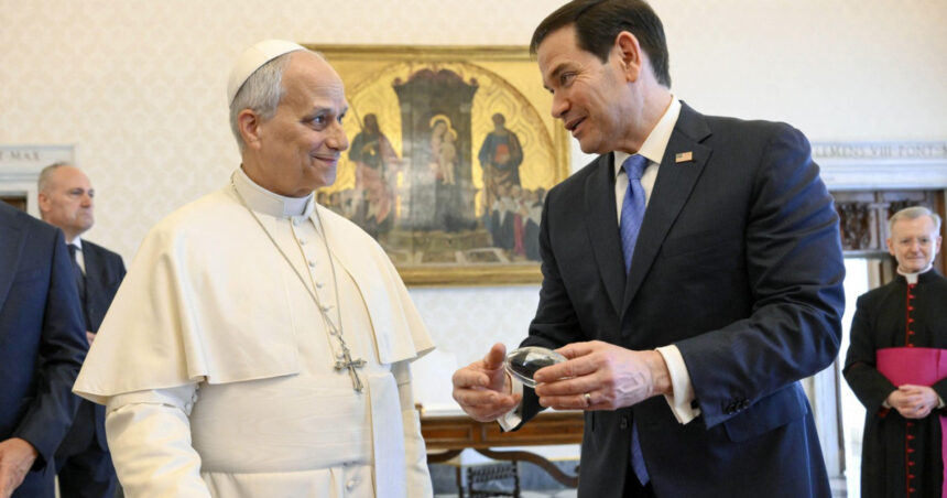 video marco rubio intalnire constructiva cu papa leon al xiv lea la vatican ce cadouri si au oferit 69fce80c42b74