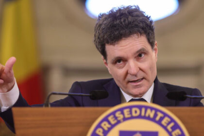 video nicusor dan nu m am pozitionat impotriva europei acele critici le gasiti si in discursul ursulei von der leyen 6a02e856dc927