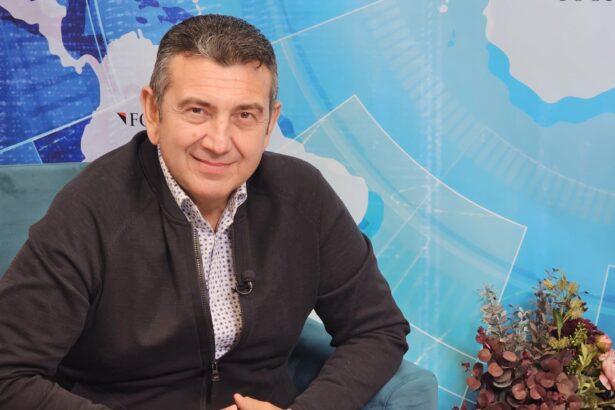 video palaz pacat ca am ajuns sa traim o perioada in care avem un guvern care se agata de putere ca pisica de sunca 6a1aa4c2ed49e