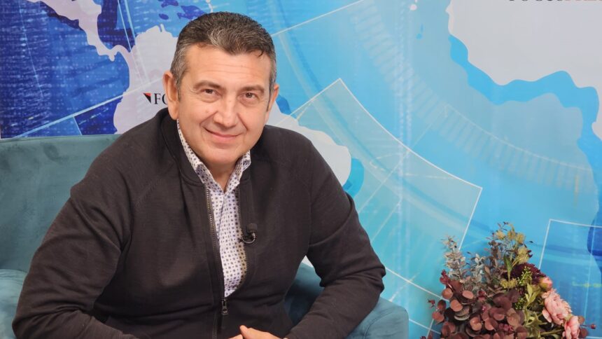 video palaz pacat ca am ajuns sa traim o perioada in care avem un guvern care se agata de putere ca pisica de sunca 6a1aa4c2ed49e