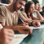 video practica inca din bancile facultatii cum incearca marile universitati din tara sa si pregateasca studentii pentru piata muncii 69fc1f9abdff8