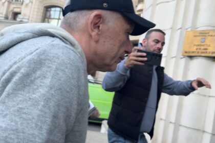 video procurorul gigi valentin stefan a ajuns grabit la parchetul general 6a060ebac3439