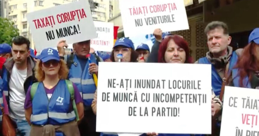 video protest la apele romane sindicalistii cer deblocarea angajarilor si reducerea functiilor de conducere 6a058ed46c79e