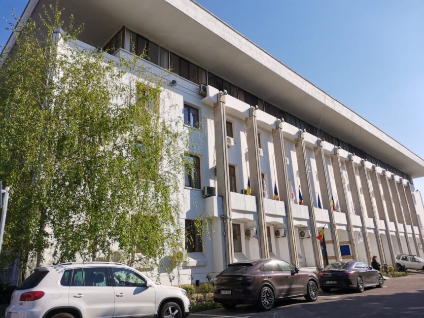 voi stiti ce salarii au directorii subordonatelor primariei constanta cel mai mic salariu il are directorul csm constanta campion este 6a06633761961