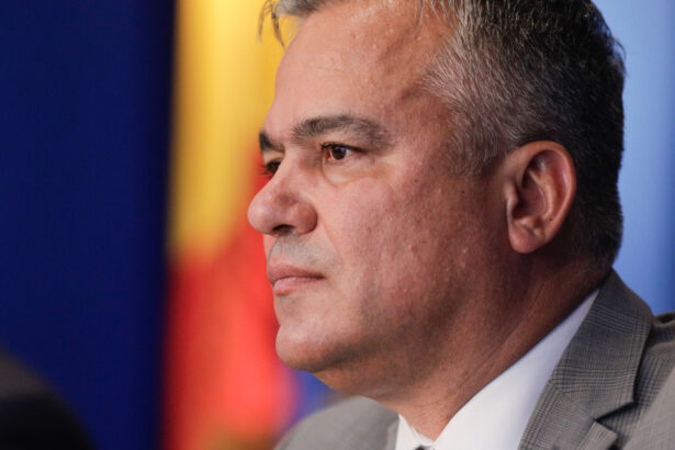 adrian vestea premierul desemnat voi avea acelasi program de guvernare cu ilie bolojan ce spune despre voturile din parlament 6a2ee3bcbd9b0