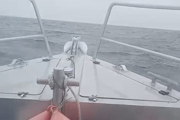 aras salvage contractorul responsabil de operatiunea de ranfluare a epavei astana anunta amanarea operatiunilor din cauza conditiilor meteo 6a2c6d67865be