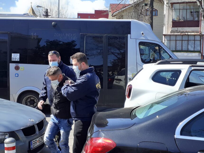 autorul crimei din cernavoda asteptat azi la tribunalul constanta 6a346b7b45a21