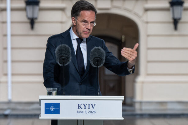 avertismentul dur al sefului nato mark rutte catre tinerii rusi care vor sa lupte in ucraina veti fi lasati sa muriti in noroi 6a213751be5c5