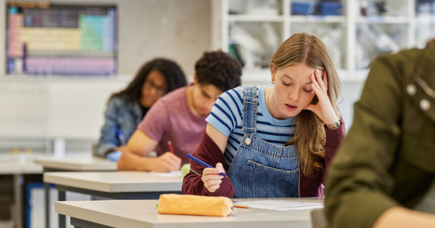 bacalaureat 2026 conditii obligatorii pentru promovare regulile care pot duce la eliminarea din examen 6a25802ca5afe
