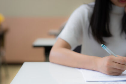 bacalaureat 2026 cum pot fi corectate greselile din lucrare regulile pe care candidatii trebuie sa le respecte in sala de examen 6a409f8a71686