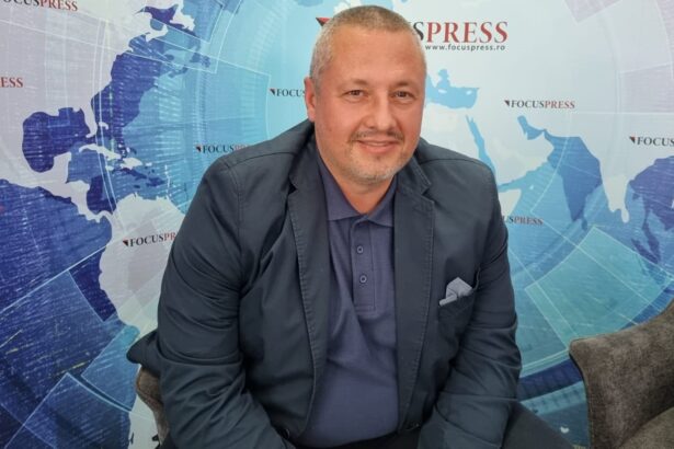 care este cv ul lui laurentiu mironescu contestatarul directorului general din portul constanta mihai teodorescu 6a1cbe8d85f85