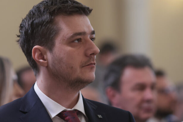 cine este cosmin soare filatov consilierul lui nicusor dan luat in calcul pentru conducerea ministerului justitiei in guvernul tomac 6a292e79973f2