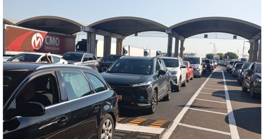 cnair circulatie ingreunata pe podul giurgiu ruse din cauza lucrarilor pe partea bulgara soferii asteapta zeci de minute 6a3660e5b1cb1