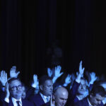conducerea pnl a stabilit lista pucistilor care vor fi dati afara din partid 16 parlamentari 3 sefi de cj si un eurodeputat 6a3a404c0def9