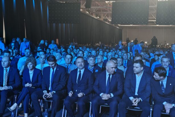 congresul pnl a decis cinci nume din pnl somate sa isi dea demisia din partid pana luni la pranz 6a3820d043a51