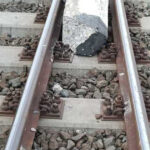 constanta un element de beton asezat pe calea ferata a fost lovit de un tren a existat riscul deraierii 6a33ebcc93fd0