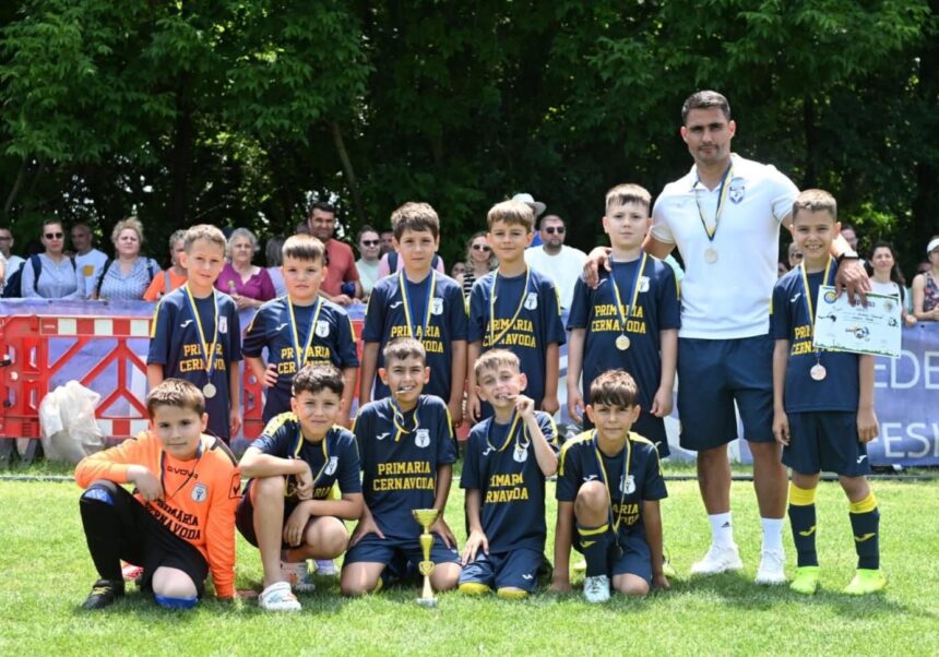 copiii de la axiopolis cernavoda finalisti la turneul de fotbal summer kids cup 6a3df405dd553
