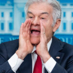 dr oz trump are o sanatate spectaculoasa se duce atat de des la medic pentru ca iubeste rezultatele obtinute la vizite 6a1fc9af42552