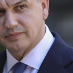 eugen tomac a avut un scurt schimb de opinii cu presedintele nicusor dan dupa discutiile cu psd pnl si usr de luni 6a270d732272c