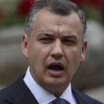 eugen tomac nu mai putem trai dupa romania creionata de pe timpul lui ceausescu si subventiona primarii cu 300 de locuitori 6a2d96ed2d121