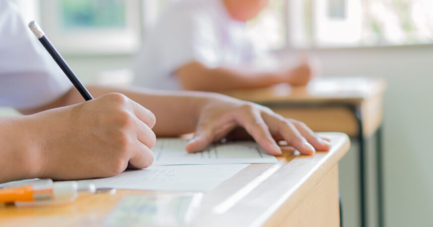 evaluarea nationala 2026 ce faci daca ai gresit un raspuns la romana sau matematica regula care ii ajuta pe elevi sa nu piarda puncte 6a3628a45b4eb