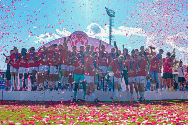 event campioana farul constanta a castigat si trofeul cupei romaniei 6a2efbef898fe