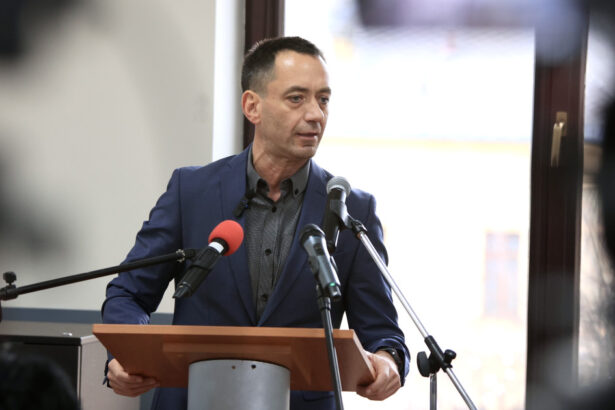 exclusiv csoma botond nicusor dan nu va face o desemnare pana nu exista o majoritate presedintele a fost mahnit dupa esecul negocierilor 6a4276a664daa