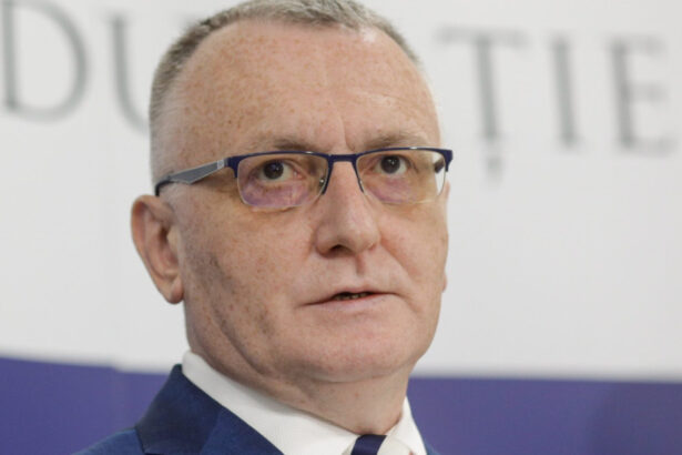 exclusiv liderii pnl se intalnesc luni pentru a discuta desemnarea lui adrian vestea ca premier cimpeanu e un om foarte potrivit 6a2ed6db274da