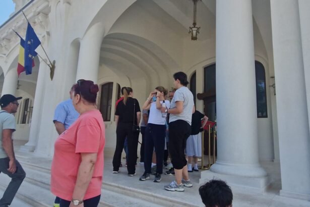 foto video faleza din constanta plina de 1 iunie si in minivacanta de rusalii cozi la cazino 6a1d4b2d88685