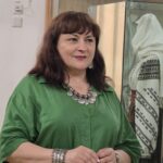 foto video interviu cu cerasela dobrinescu despre frumusetea portului romanesc ii si camasi traditionale cu mesaje si simboluri protectoare 6a3b052cf3ec3